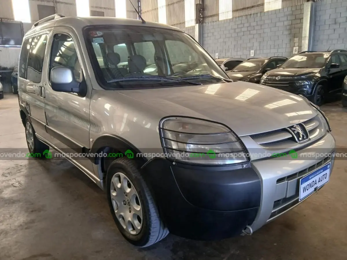 Peugeot 2014 Partner Patagonica 1.6 Vtc L10/17  2014 - foto 3