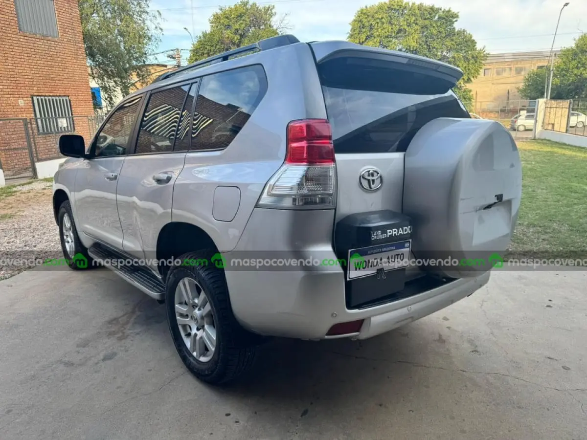 Toyota 2010 Land Cruiser Prado 4.0 At Vx  2010 - foto 4