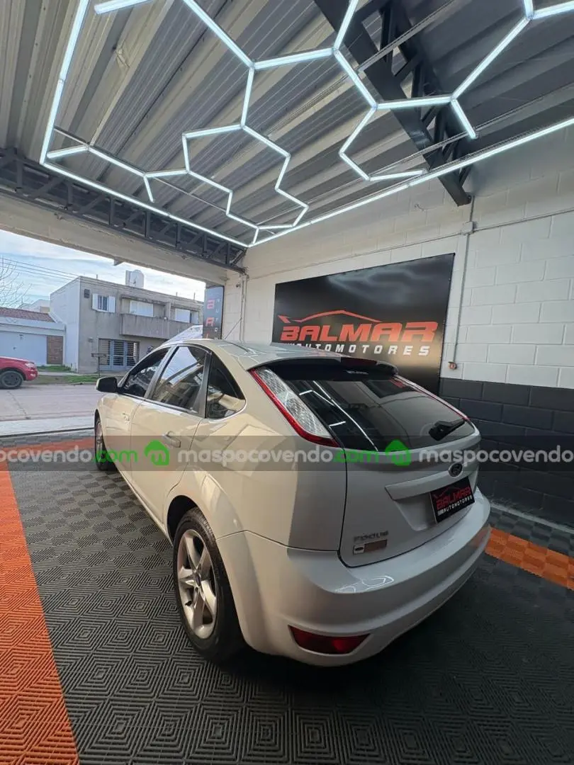 Ford Focus Trend  0 - foto 2