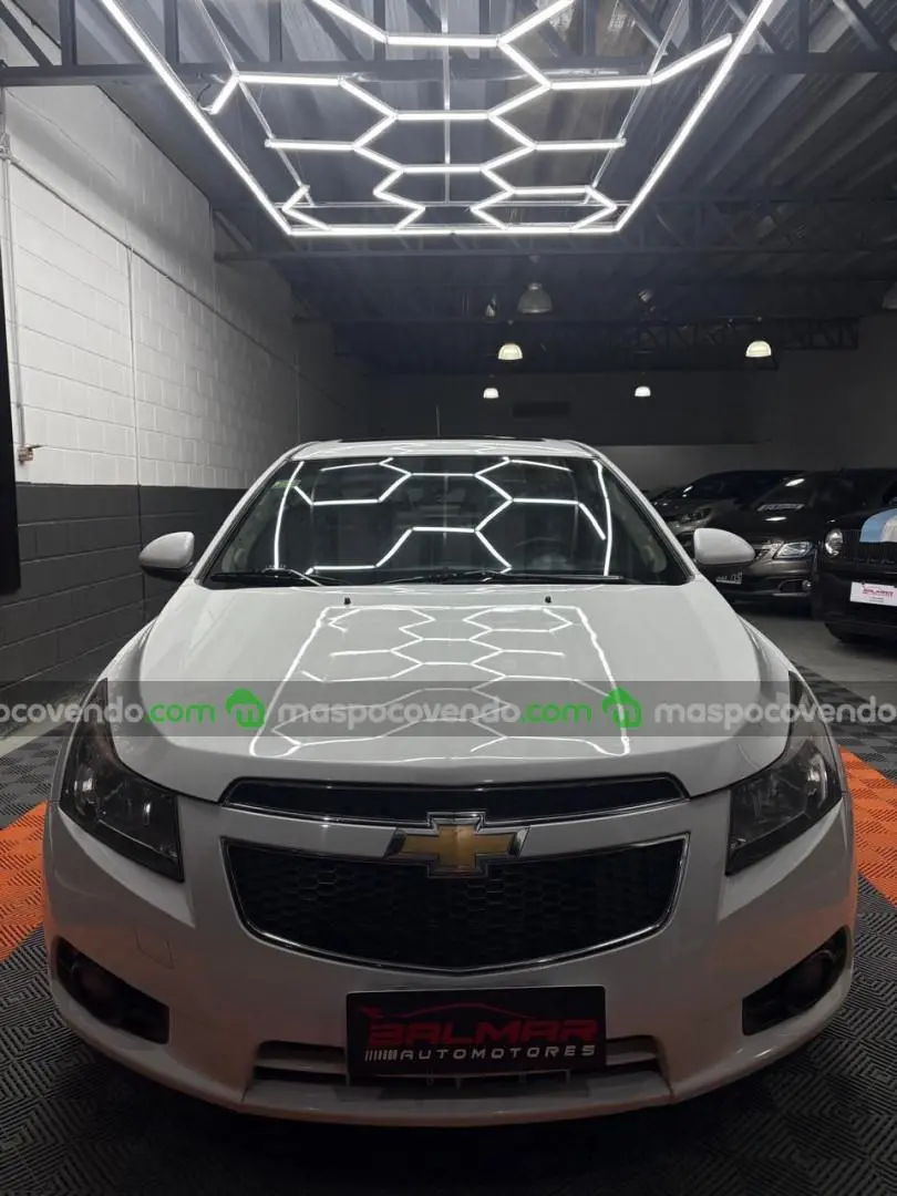 Chevrolet Cruze  0 - foto 2