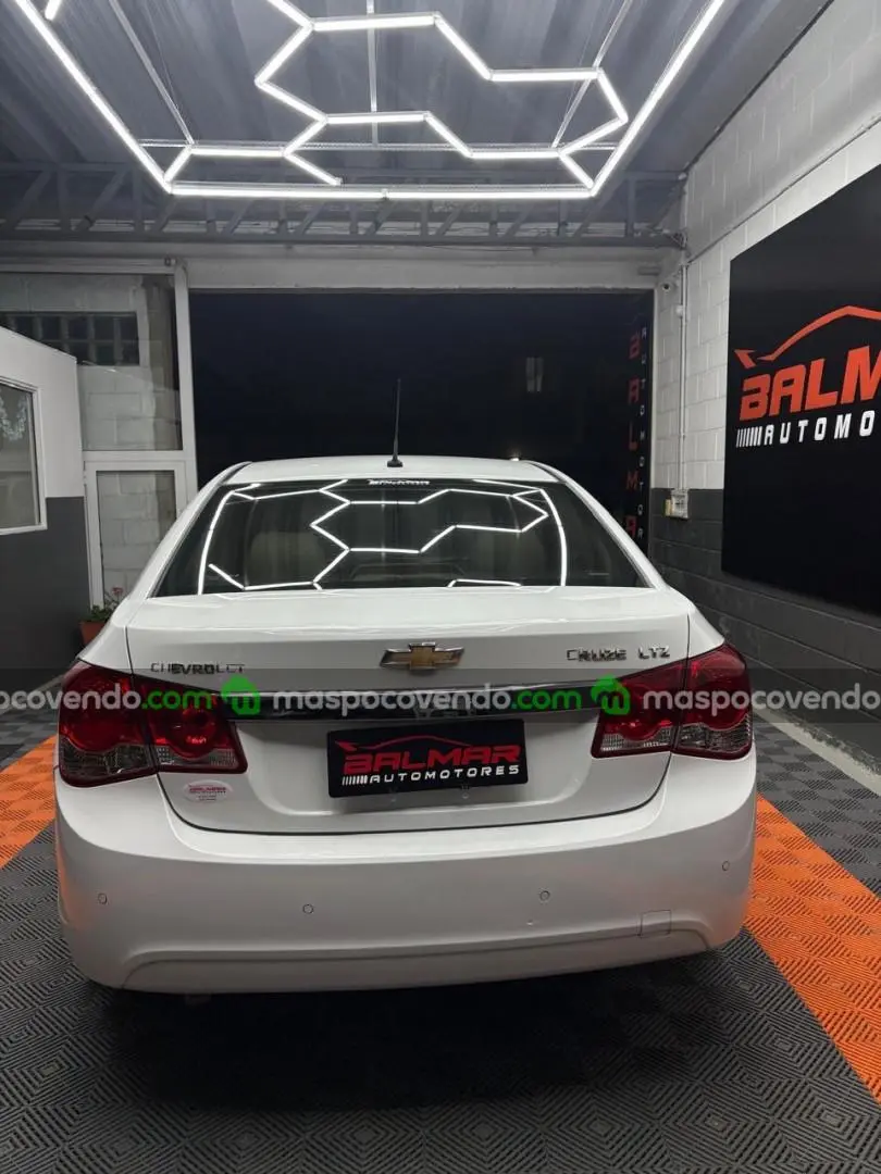 Chevrolet Cruze  0 - foto 4