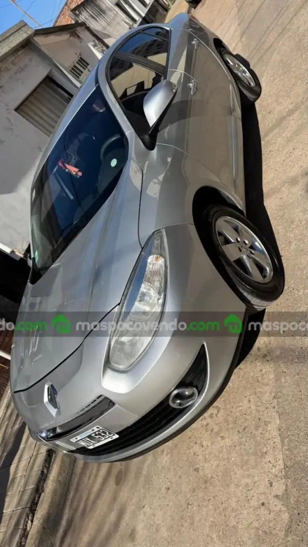 Renault Fluence 2013 Confort Plus  2013 - foto 1
