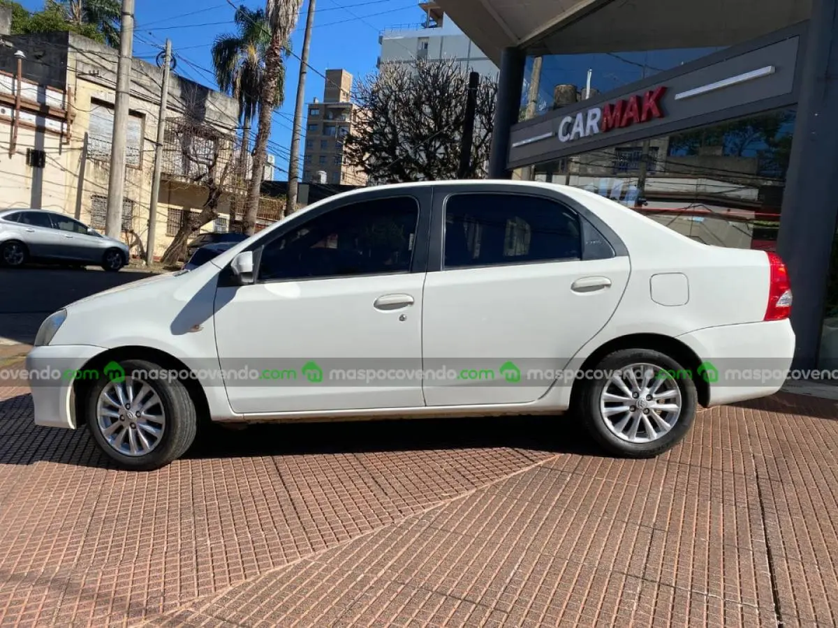 Toyota Etios 1.5 4P Xls 2014  2014 - foto 2