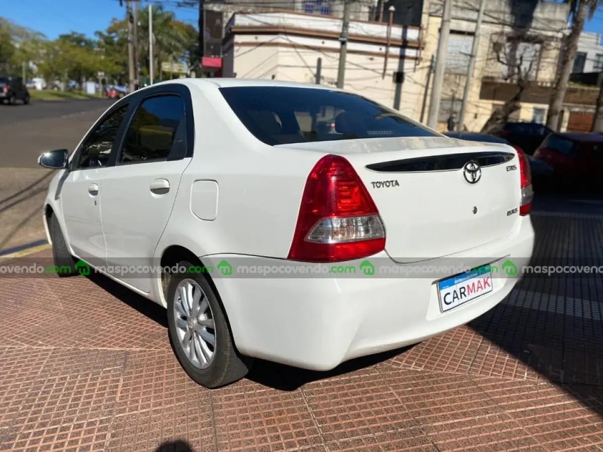 Toyota Etios 1.5 4P Xls 2014  2014 - foto 3