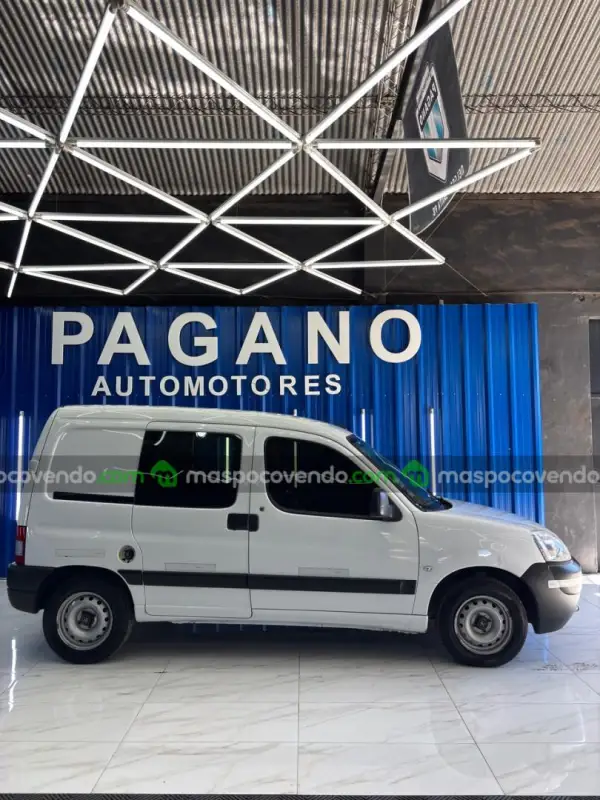 Peugeot Partner 1.6 Hdi Mixta  0 - foto 1