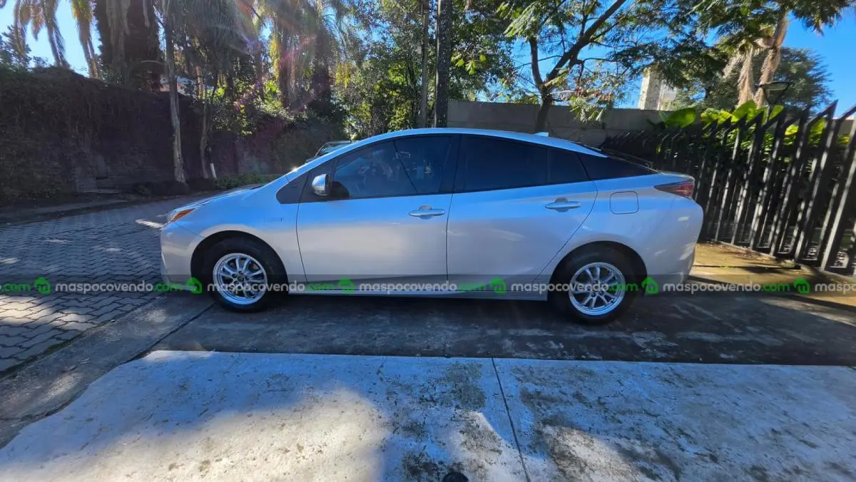 Toyota Prius 1.8 Cvt L17 2018  2018 - foto 4