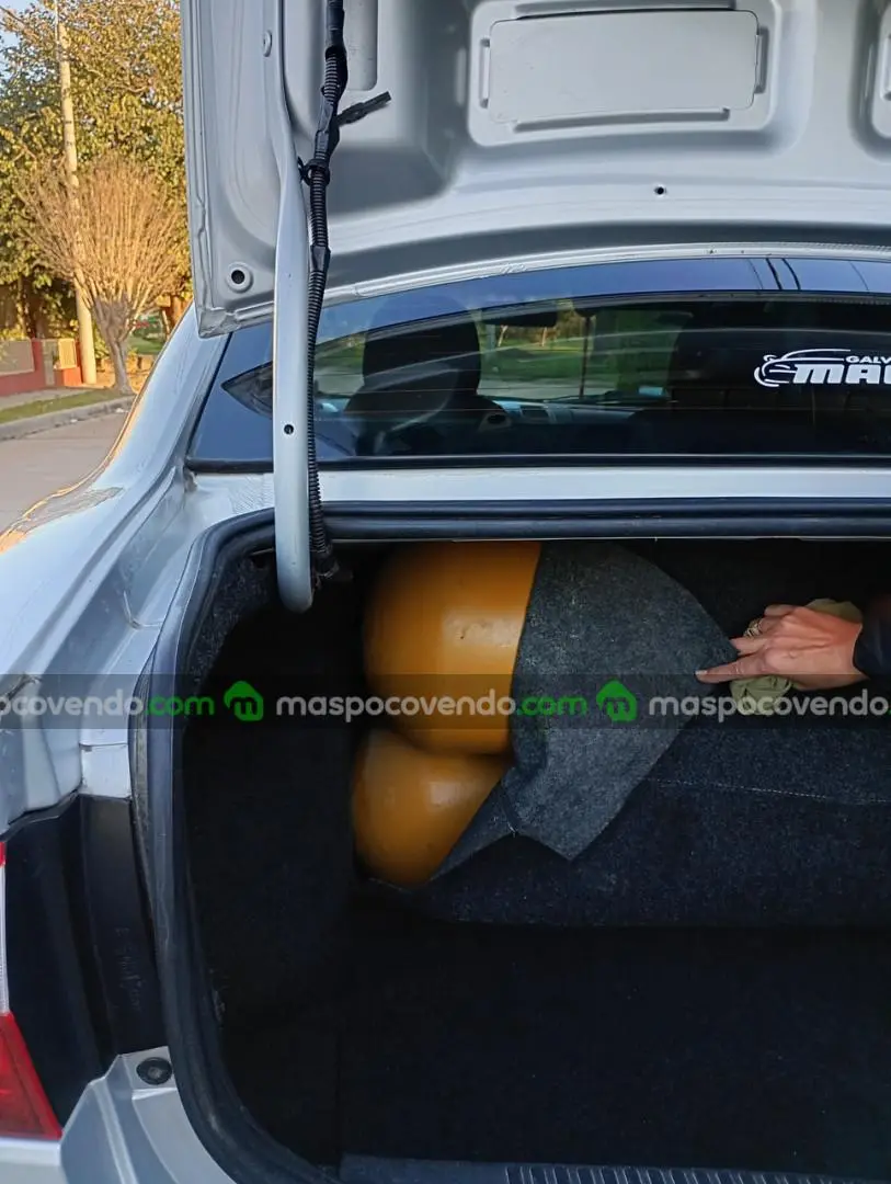 Fiat Grand Siena 1.4 Attactive Mod 2013  2013 - foto 2