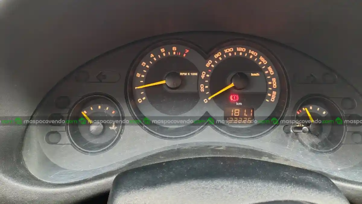 Chevrolet Corsa - foto 5