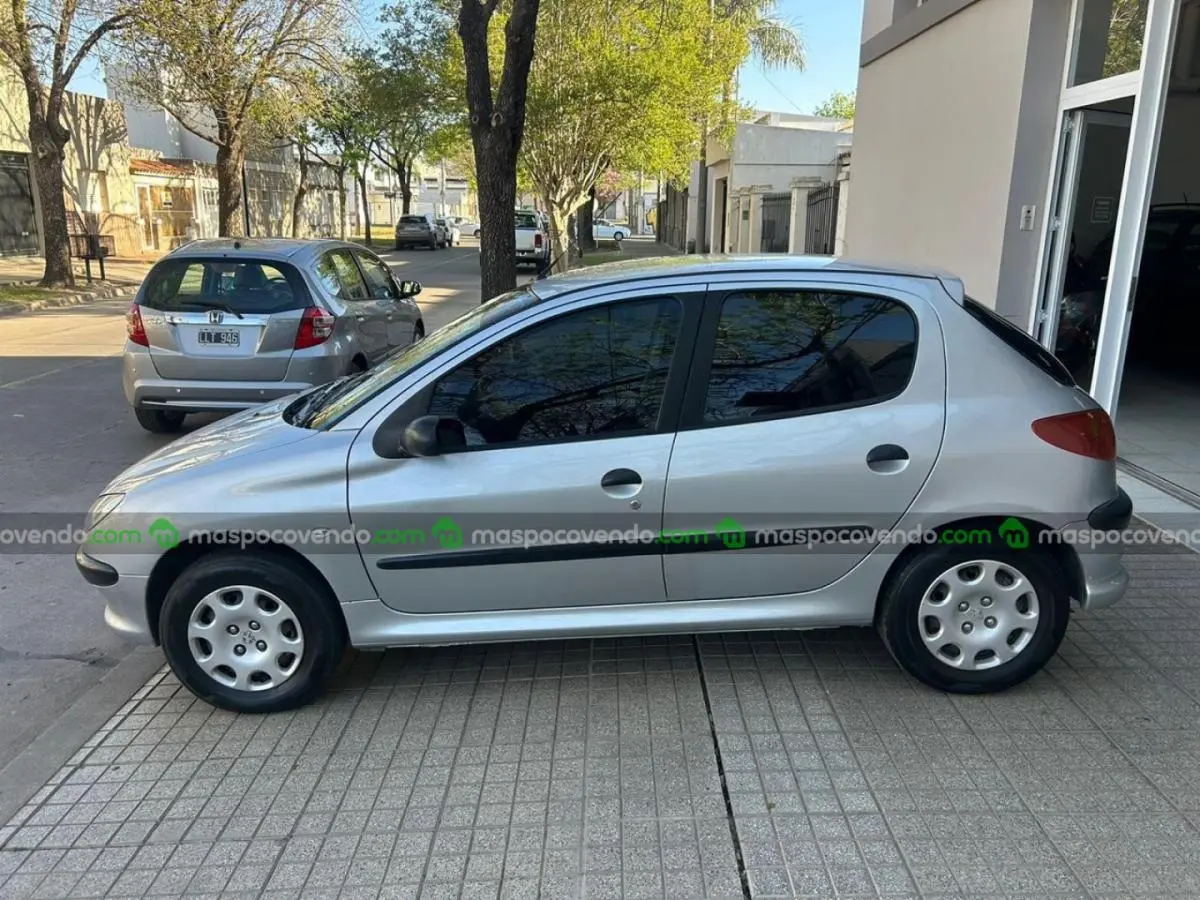 Peugeot 206 X-Line 1.4 5 Puertas  0 - foto 3