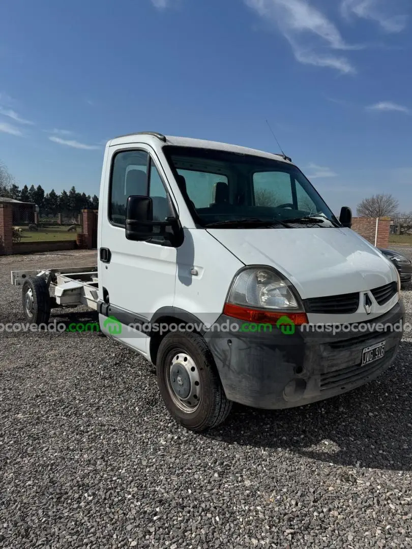 Renault Master Chasis 2011  2011 - foto 2