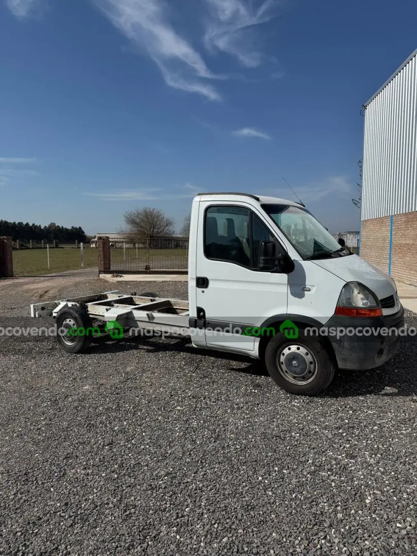 Renault Master Chasis 2011  2011 - foto 4