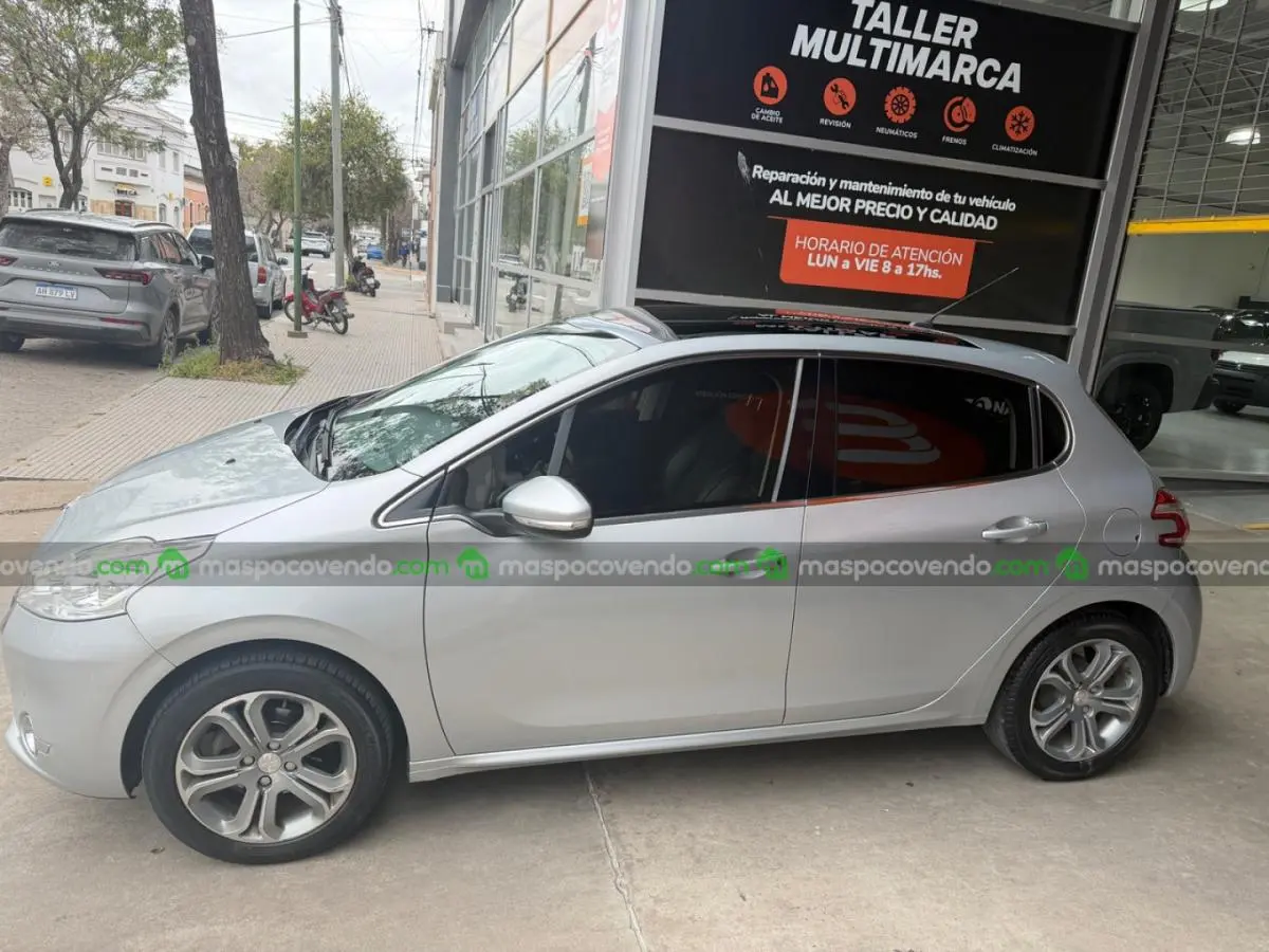 Peugeot 208 Feline 2014  2014 - foto 3