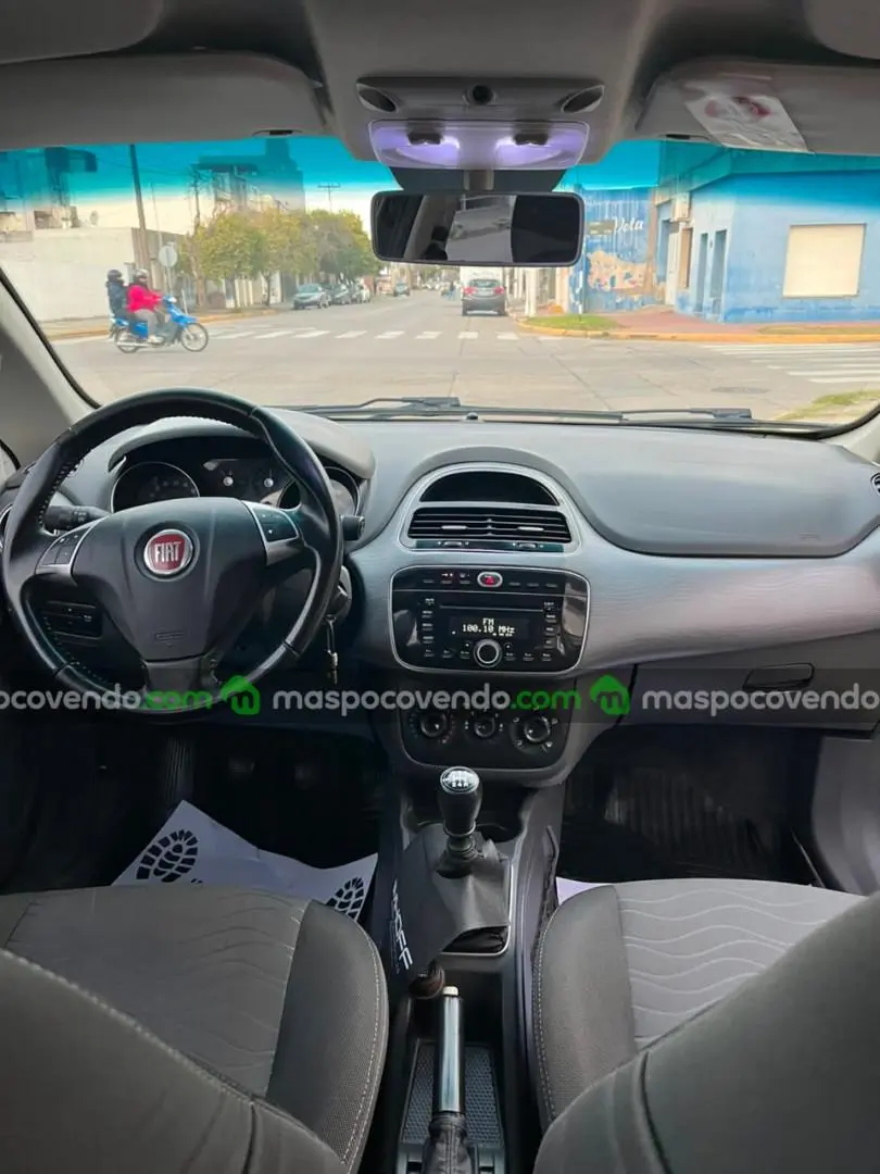 Fiat Punto Essence 1.6 16V – Año 2013  2013 - foto 5