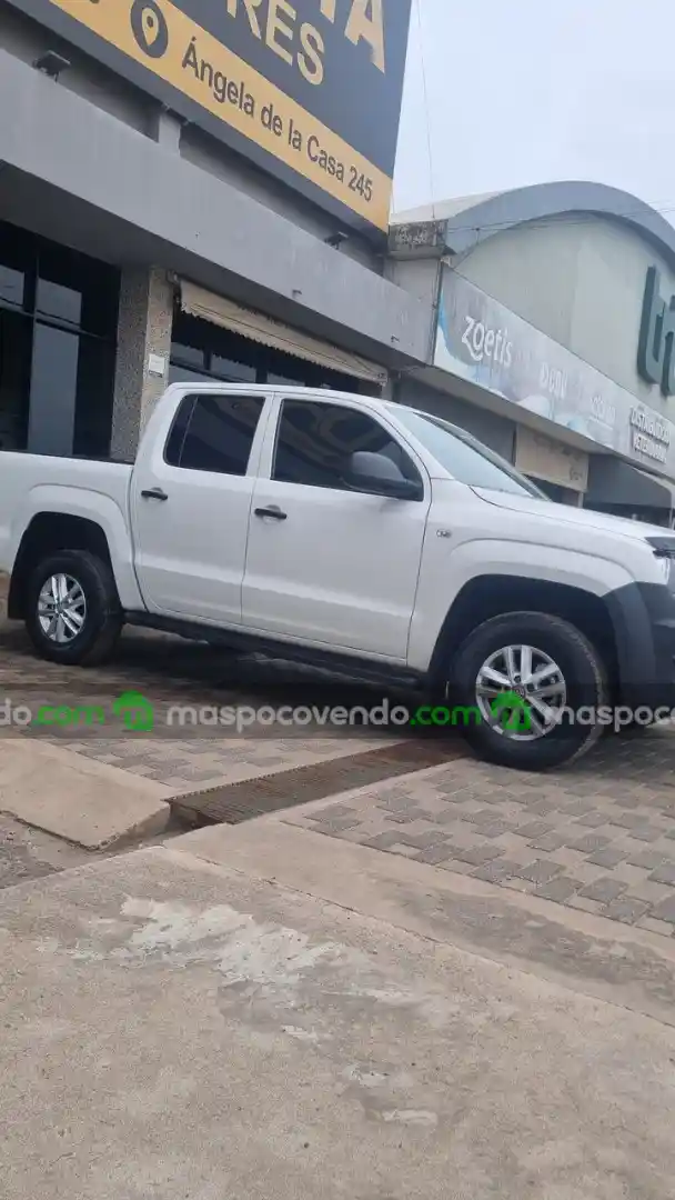 Volkswagen amarok 4x2 65.000 km - foto 1