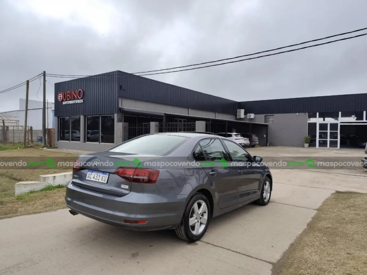 Volkswagen Vento Confortline 1.4 Tsi  0 - foto 2