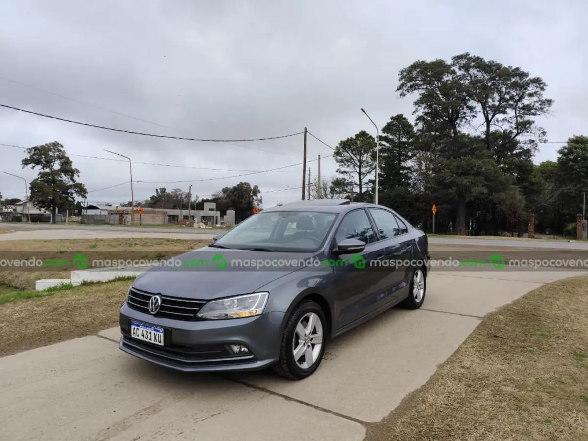 Volkswagen Vento Confortline 1.4 Tsi  0 - foto 4