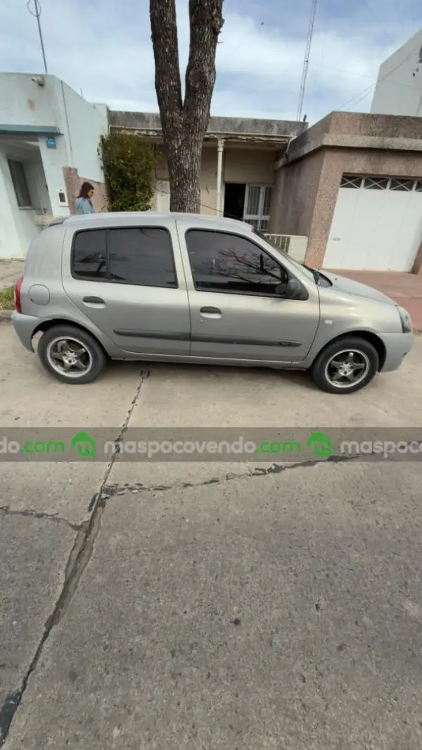 Renault clio mio 2010 5 puertas 2010 - foto 1