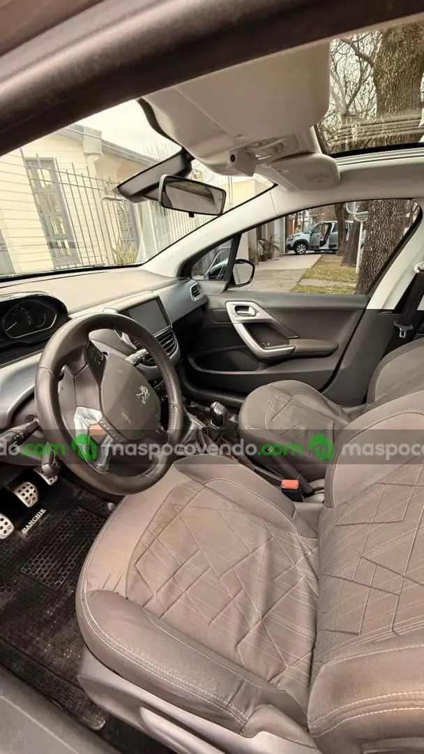 Peugeot 208  0 - foto 2