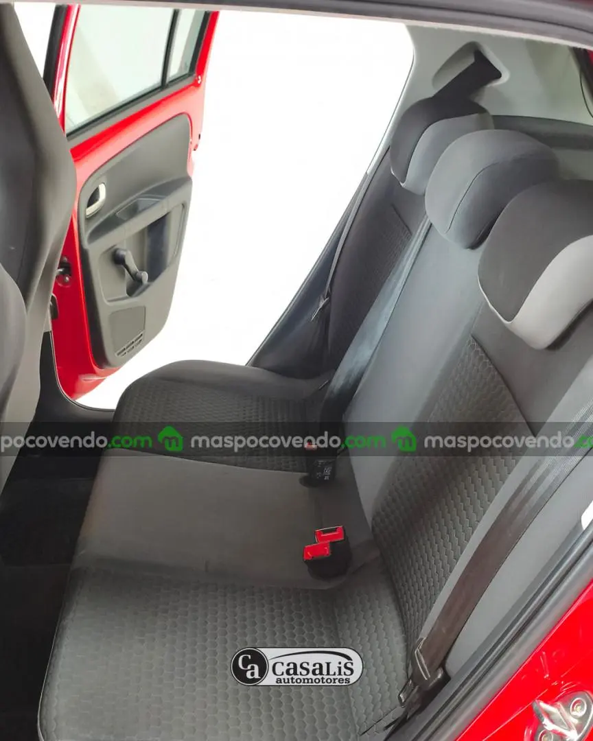 Volkswagen Up Cross  0 - foto 4