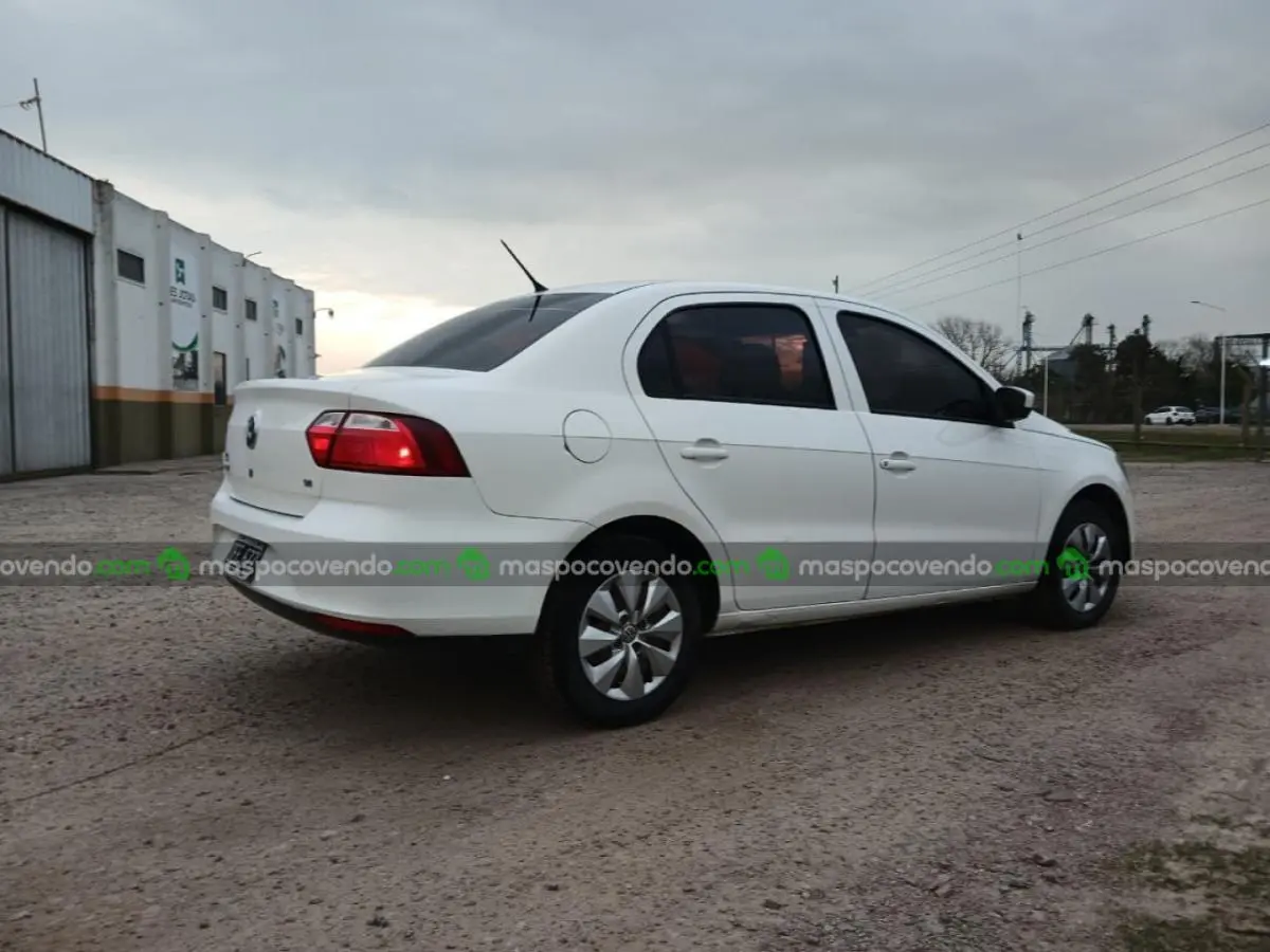 Volkswagen Voyage 2014  2014 - foto 2