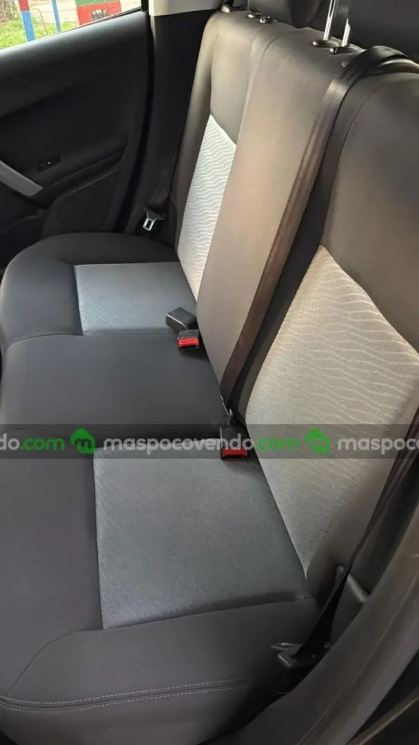 Peugeot 208 . Allure 1.5  0 - foto 2