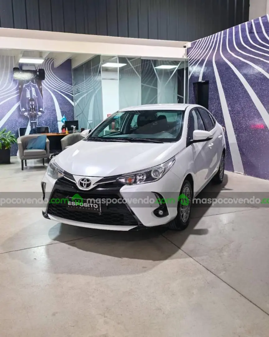 Toyota Yaris 1.5 4P Xls 2022  2022 - foto 2