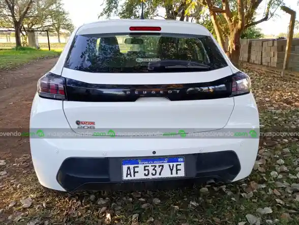 Peugeot 208 - foto 2