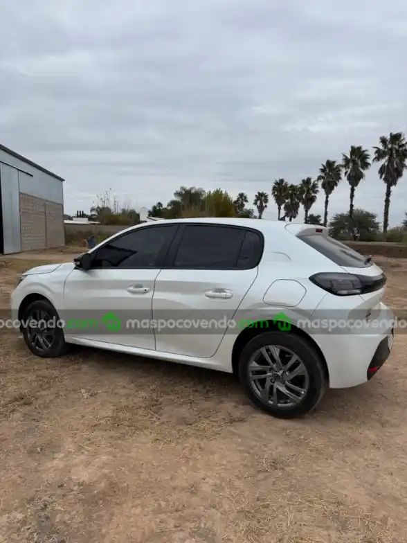 Peugeot 208 - foto 4