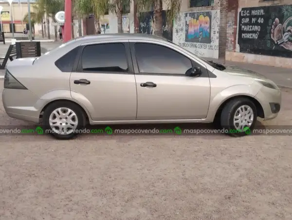 Ford Fiesta 2010 2010 - foto 1