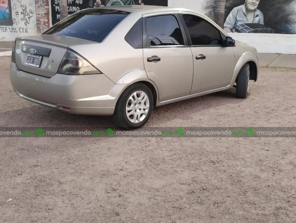Ford Fiesta 2010  2010 - foto 4