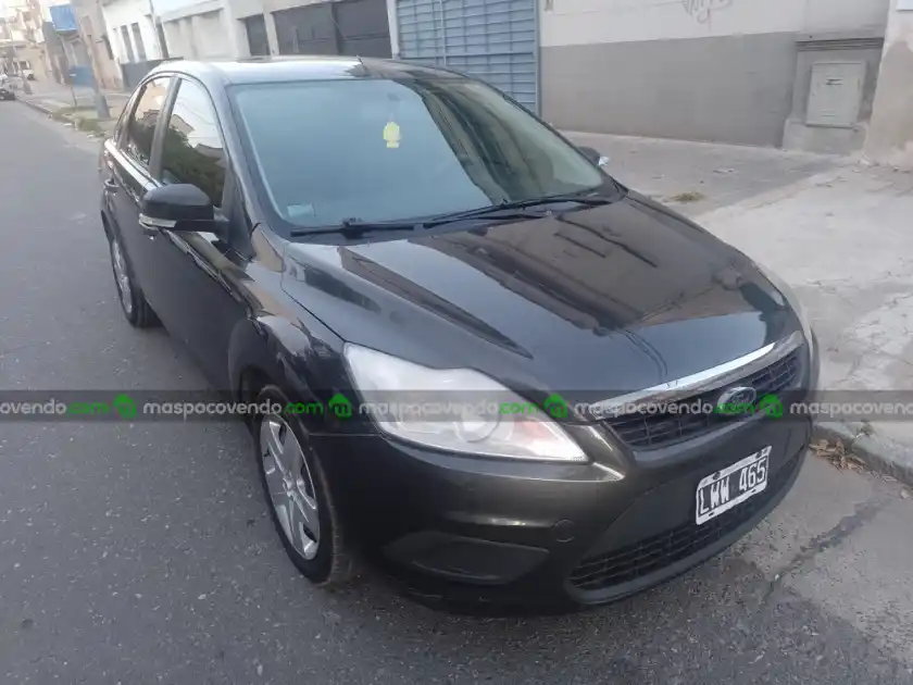 Ford Focus - foto 1