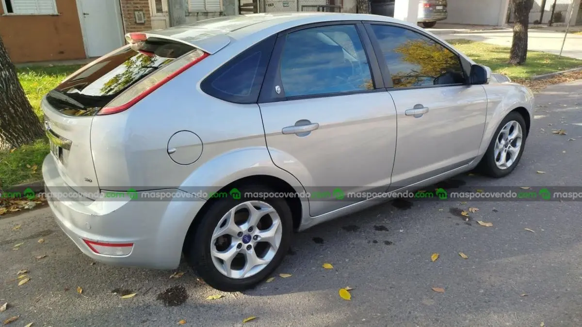 Ford Focus 2012 Guia 2.0  2012 - foto 2