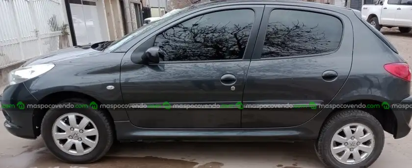 Peugeot 207 - foto 2