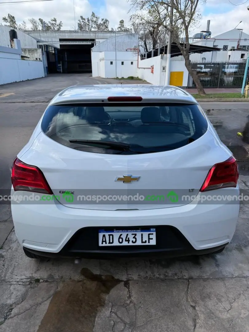 Chevrolet Onix Lt-Kms 85Mil  0 - foto 4