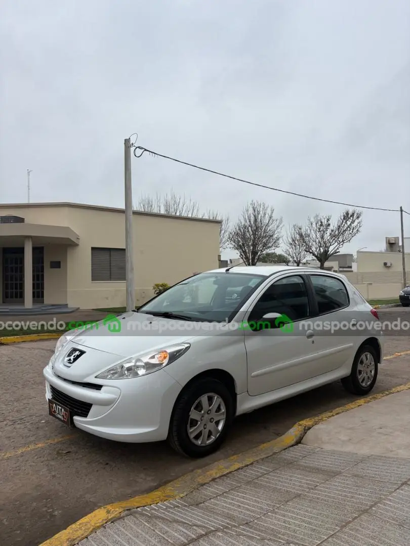Peugeot 207 Allure 1.4 / Modelo 2013 / 114.000 Kms  2013 - foto 2