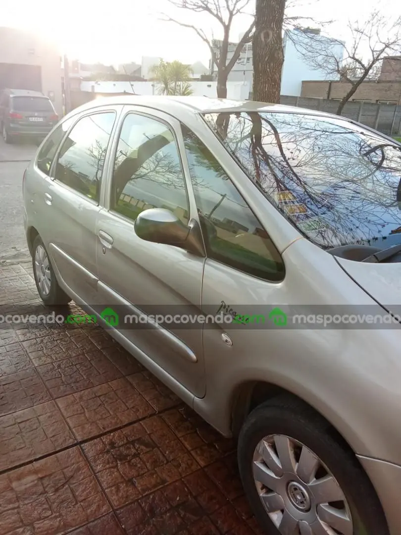 Citroën Xsara Picasso 2.0 Exclusive Automatique  0 - foto 2