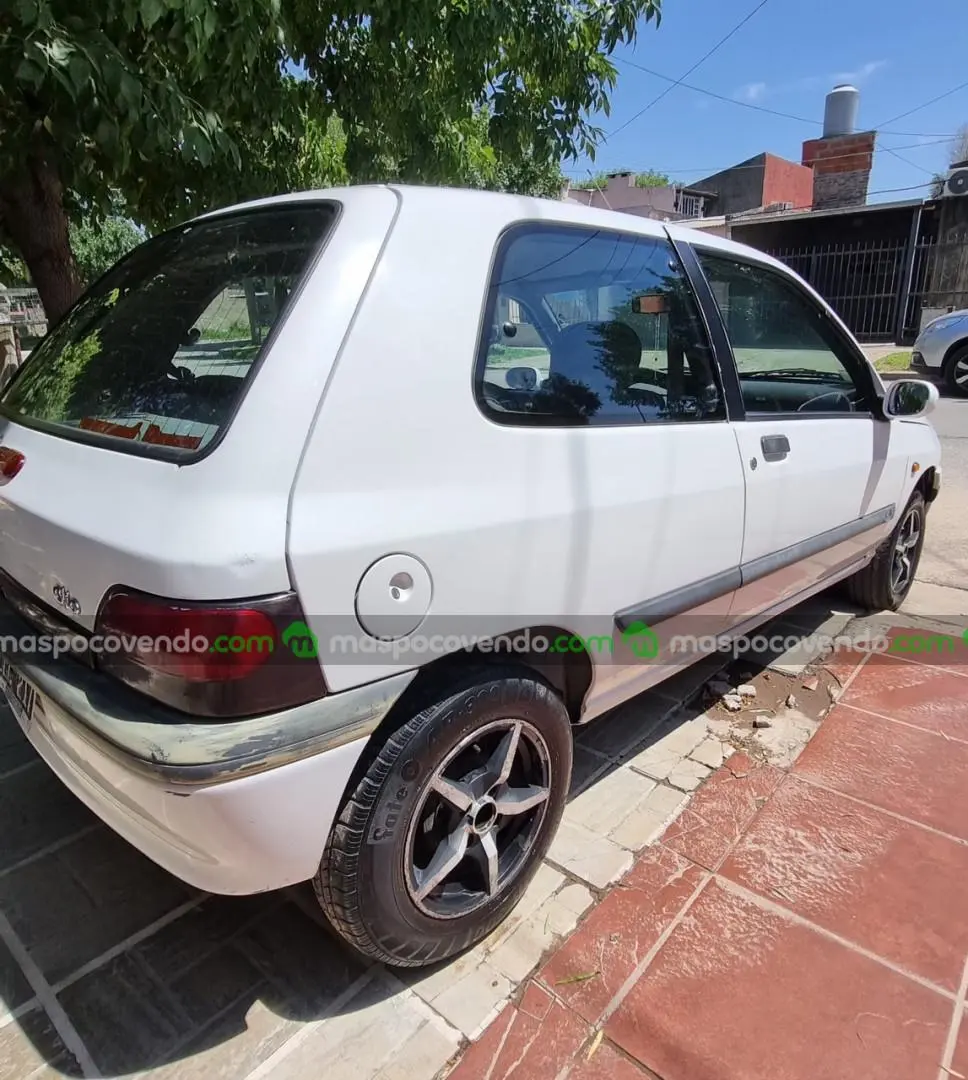 Renault Clio 1997  1997 - foto 2