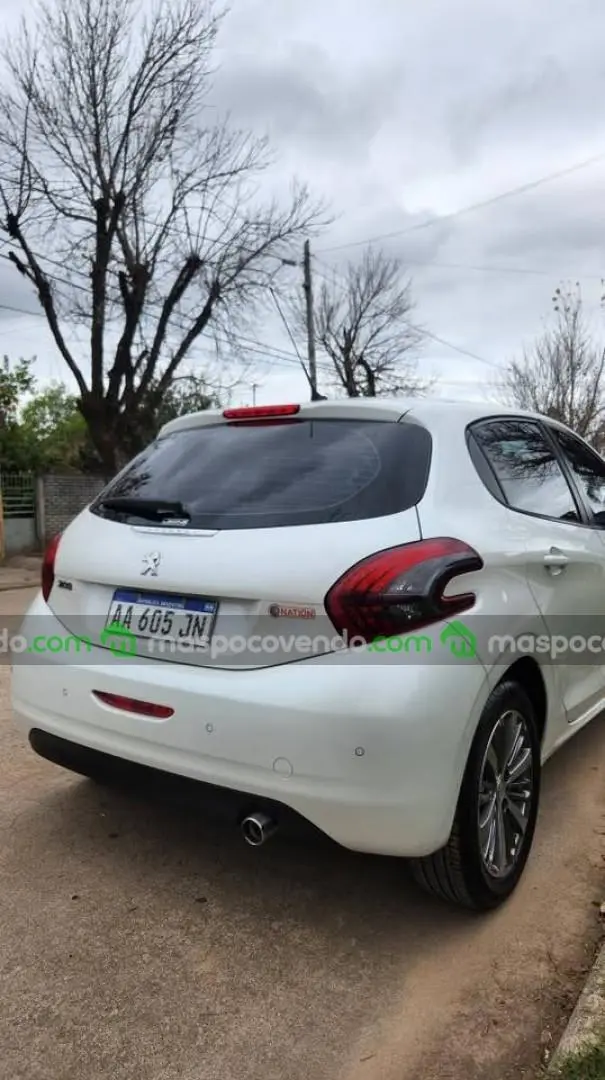 Peugeot 208 1.5 Allure Nav (2016)  2016 - foto 3