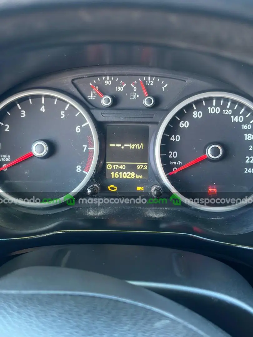 Volkswagen Voyage 1.6 Confortline  0 - foto 2