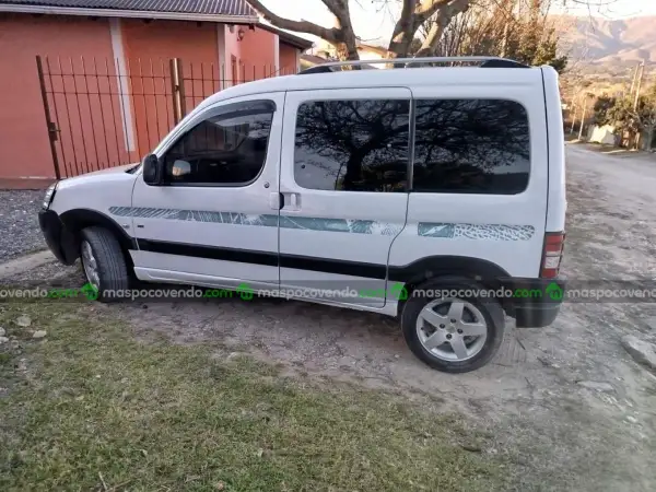 Peugeot PARTNER PATAGONICA VTC PLUS 1.6 HDI 0 - foto 1