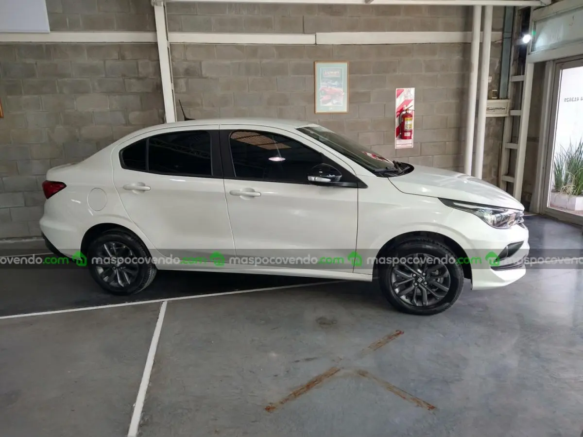 Fiat Cronos Drive 1.3 Gse 2023  2023 - foto 2