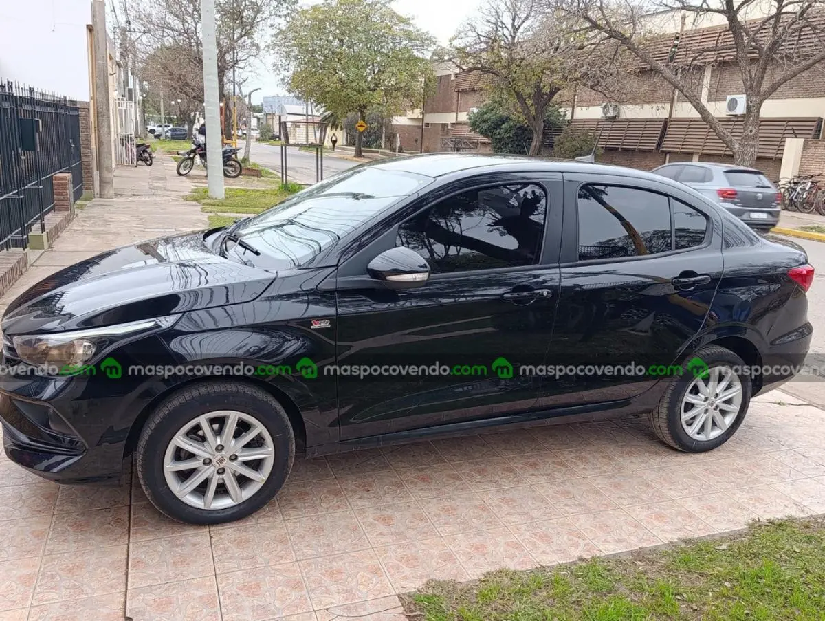Fiat Cronos 1.3 Drive  0 - foto 2