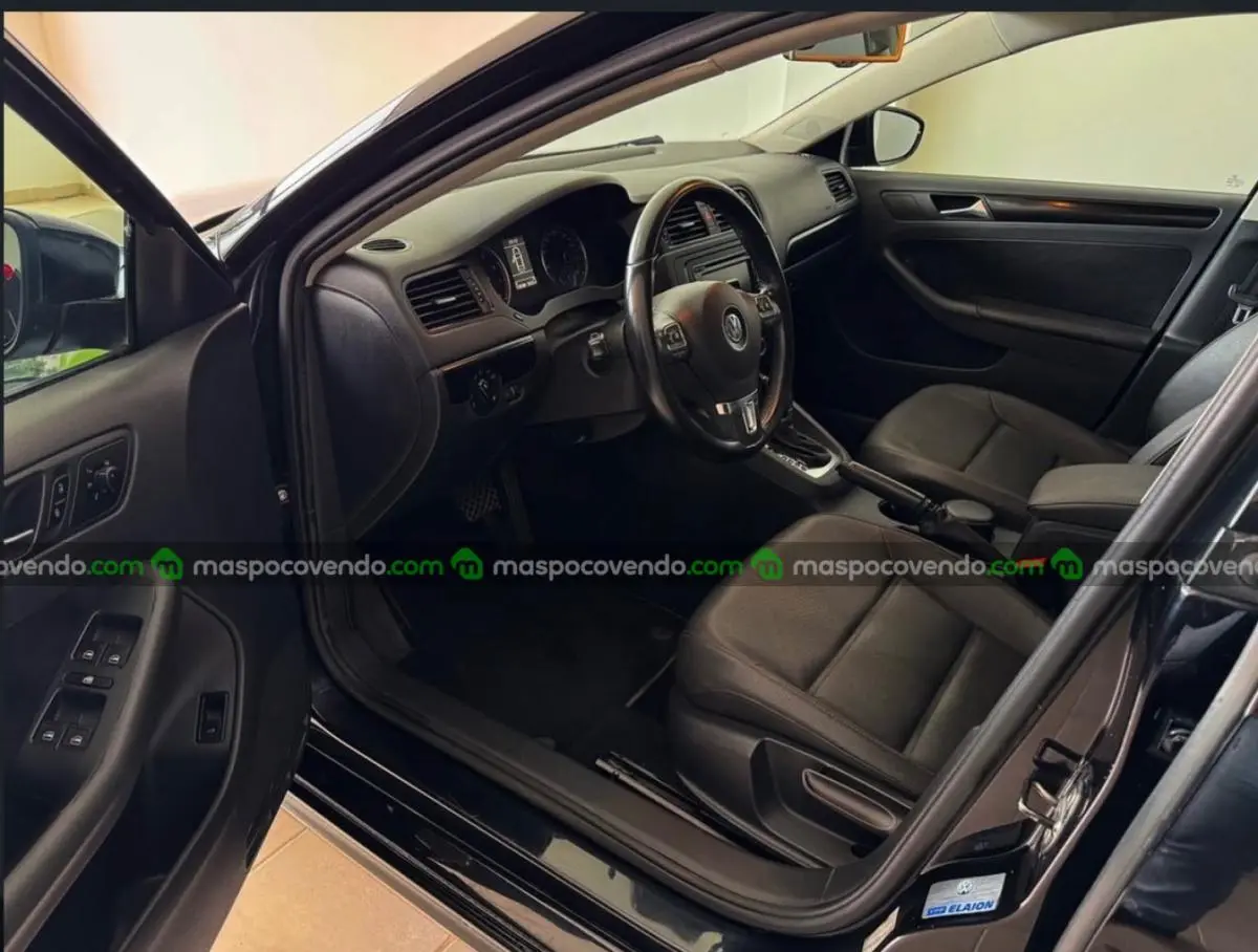 Volkswagen Vento 2.5 Con Caja Automática  0 - foto 3