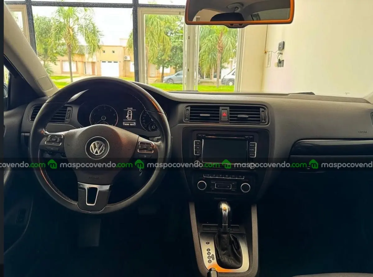 Volkswagen Vento 2.5 Con Caja Automática  0 - foto 4