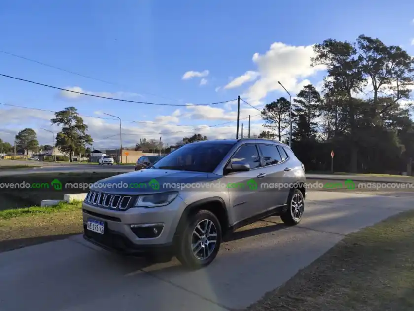 Jeep Compass Sport 2.4 - foto 4