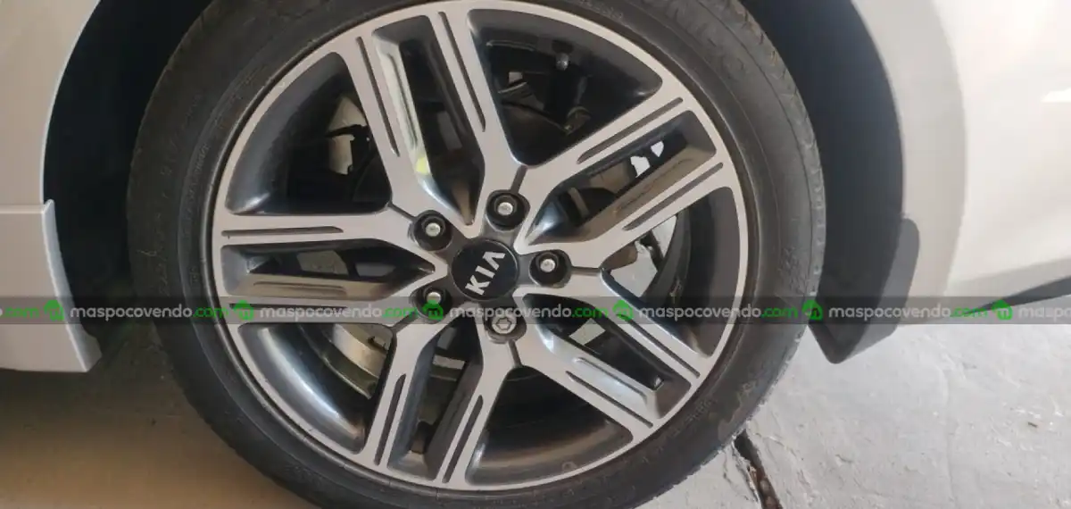 Kia Cerato 2.0 Sx Gt Line A/T - foto 3
