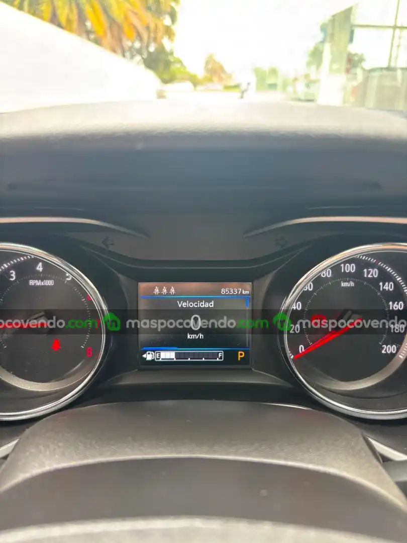 Chevrolet Tracker 1.2T Premier At 85Mil Km 2021  2021 - foto 2