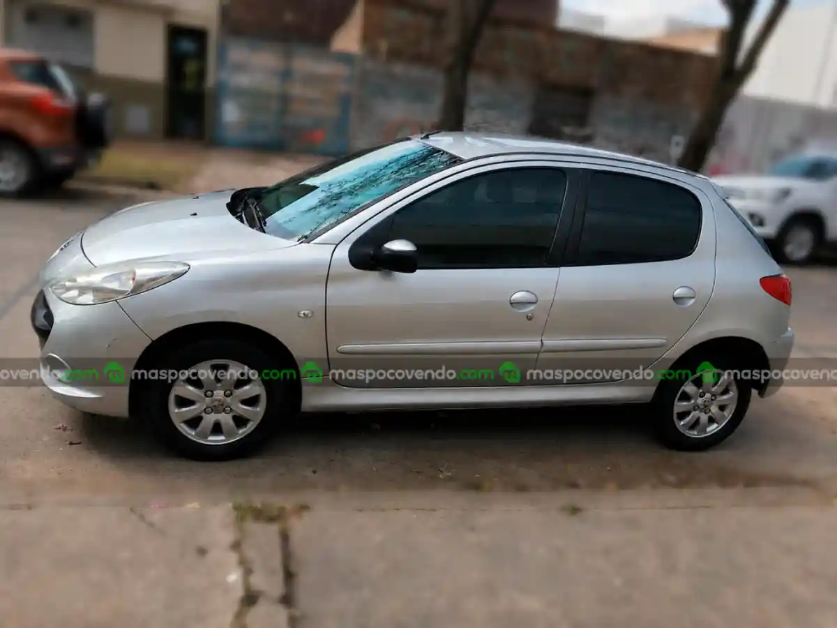 Peugeot 207 Compact Xs 1.9 Diésel 2009  2009 - foto 2