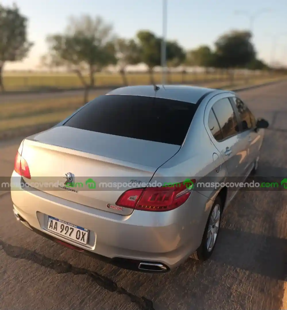 Peugeot 408 - foto 2