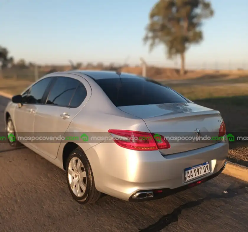 Peugeot 408 - foto 3
